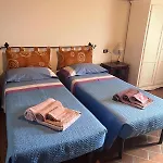 La Casa Del Cantico