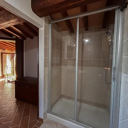 La Casa Del Cantico *